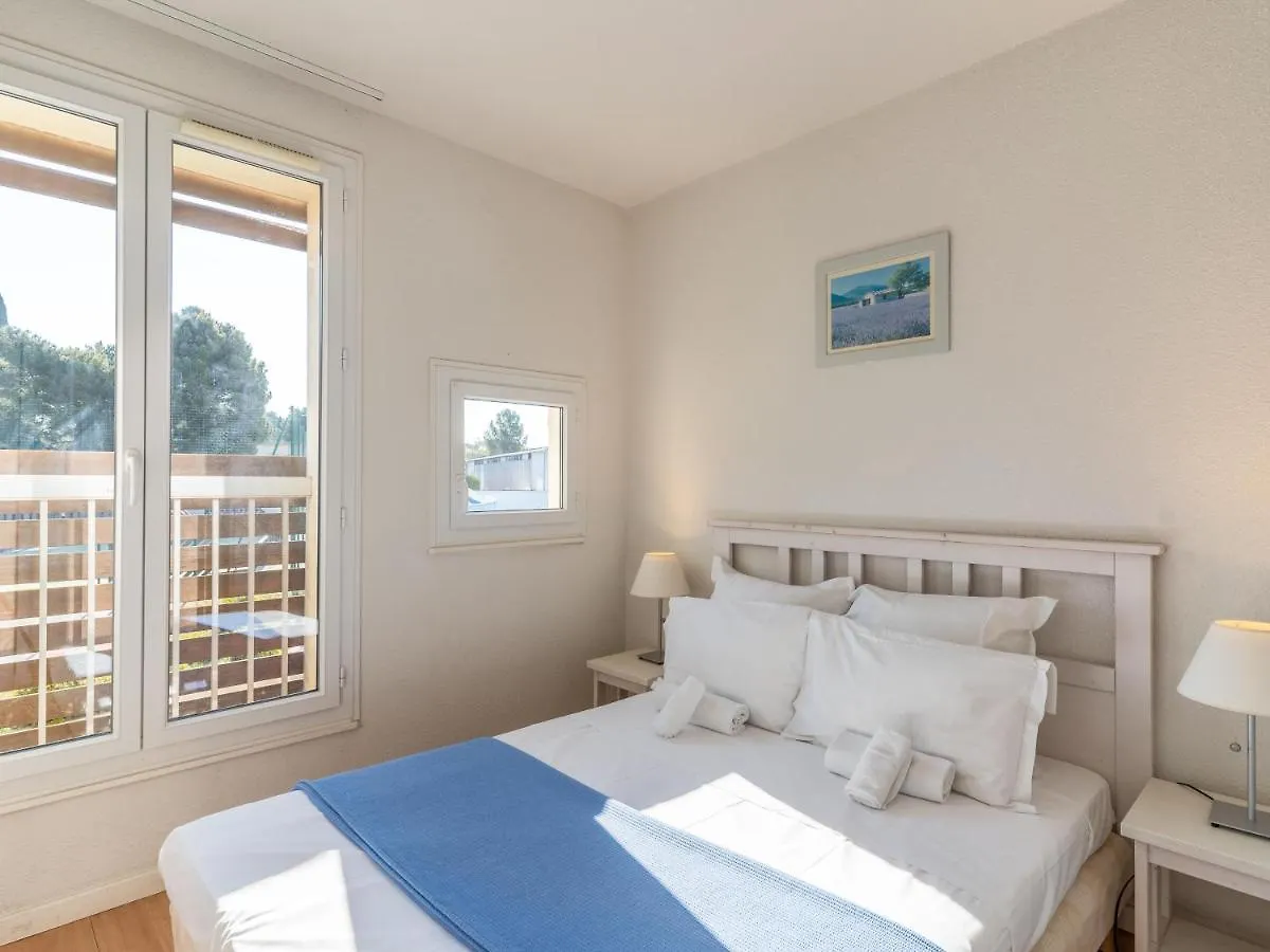 Vacanceole - Residence L'Ile D'Or La Londe-les-Maures 2*,