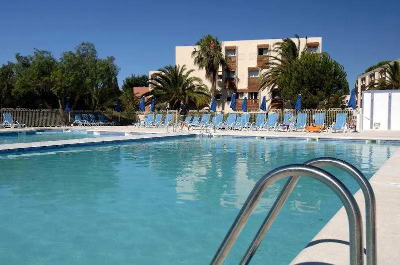 Vacanceole - Residence L'Ile D'Or La Londe-les-Maures 2*,  France